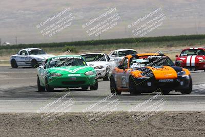 media/Jun-01-2024-CalClub SCCA (Sat) [[0aa0dc4a91]]/Group 3/Race/